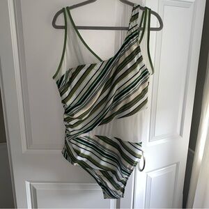Catherine Malandrino Womens Plus Size 3X Asymmetrical Mesh‎ One-Piece Swimsuit